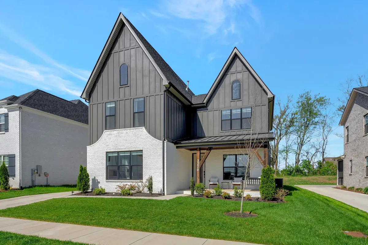 3270 Sassafras Ln, Thompsons Station, TN 37179