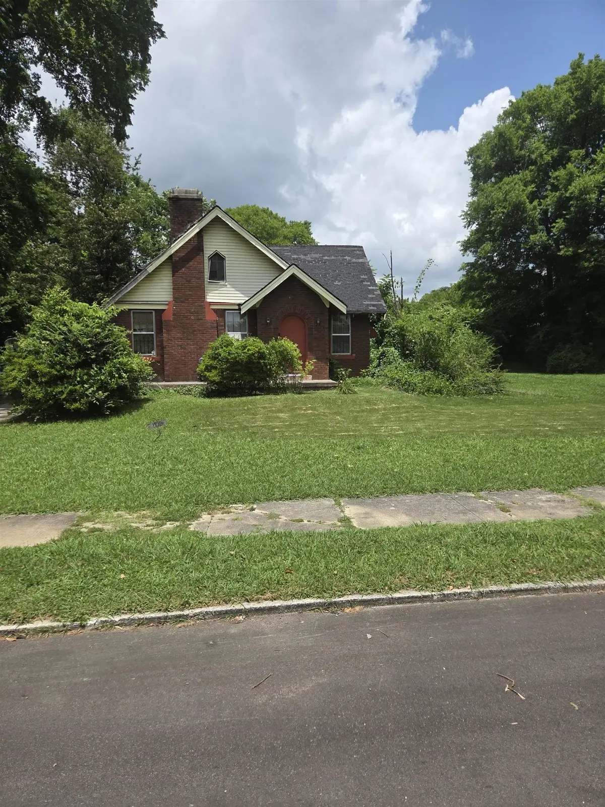 1816 WAVERLY AVE, Memphis, TN 38114