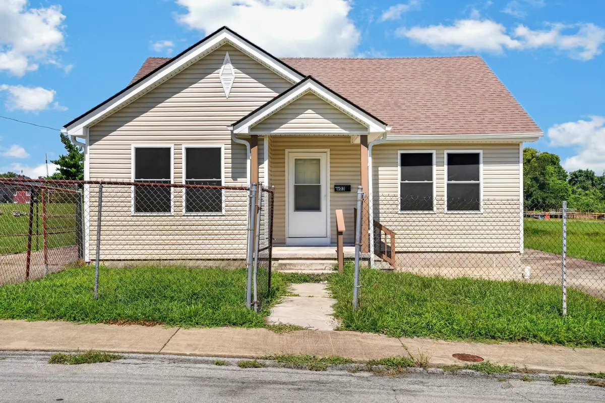 603 Mechanic St, Hopkinsville, KY 42240