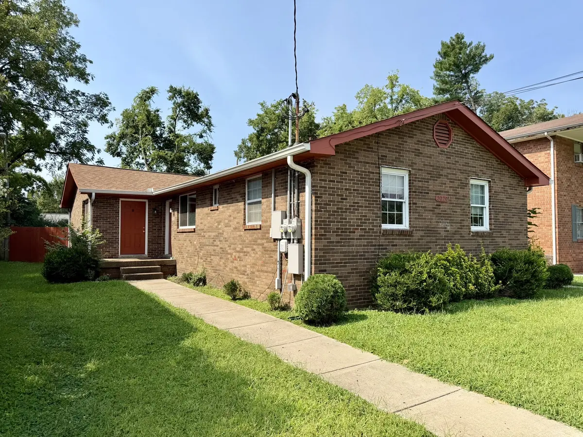 2020 Greenwood Cir #B, Nashville, TN 37206