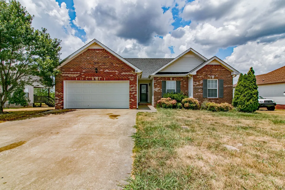 988 Chardea Ct, Clarksville, TN 37040