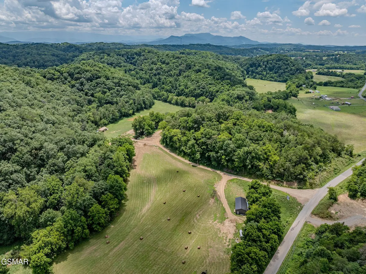 1155 Fowlers Grove Road, Newport, TN 37821