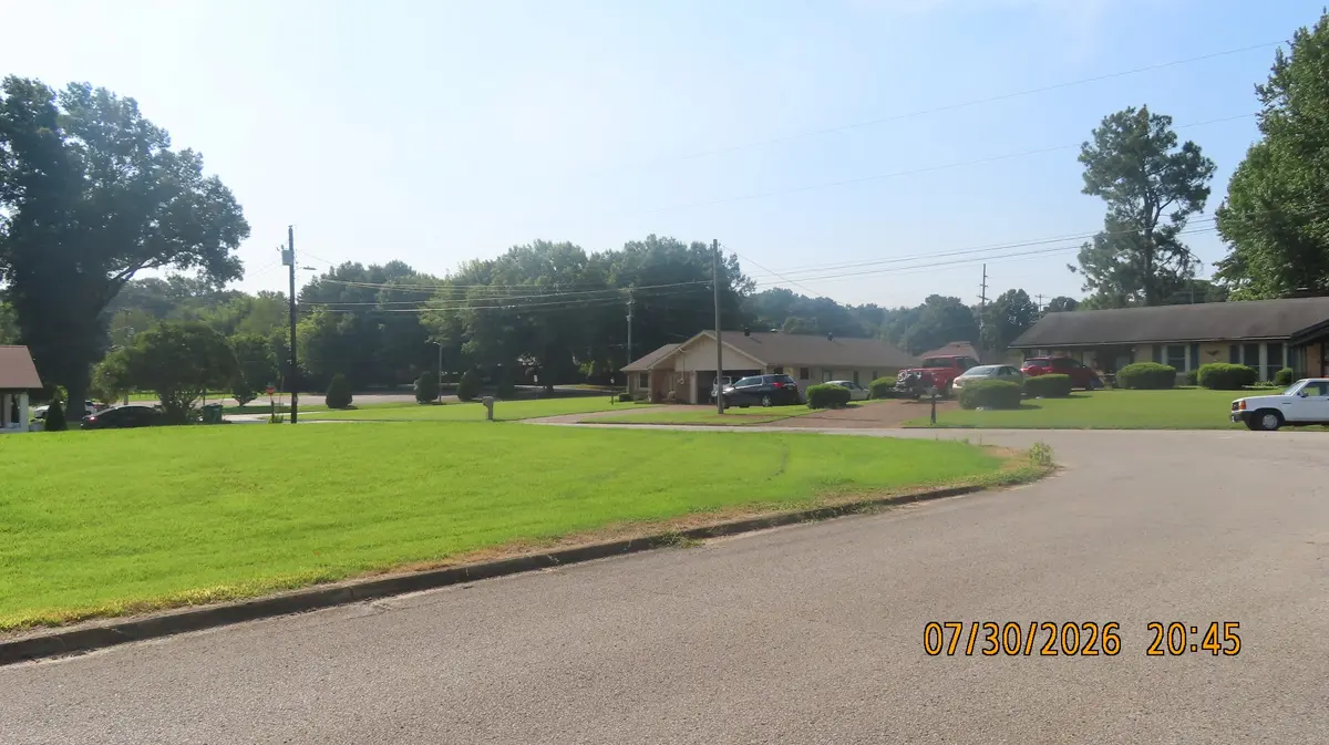 19 Wallace Cv, Jackson, TN 38305