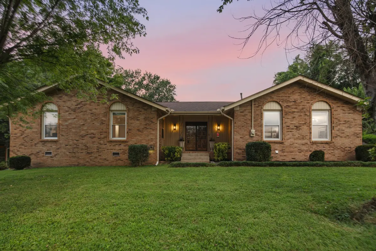 4783 Trenton Dr, Hermitage, TN 37076