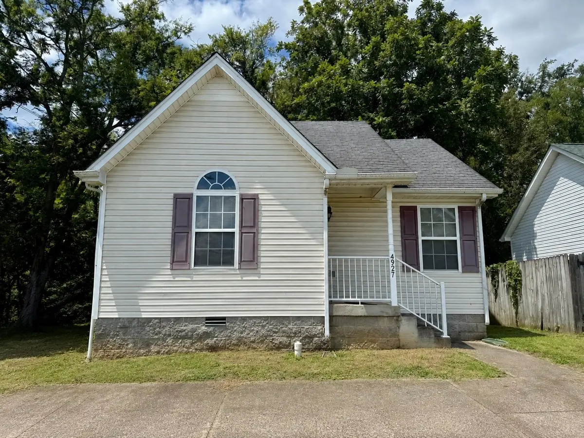 4927 Camborne Cir, Murfreesboro, TN 37129