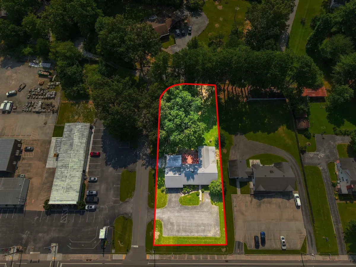 905 McArthur St, Manchester, TN 37355