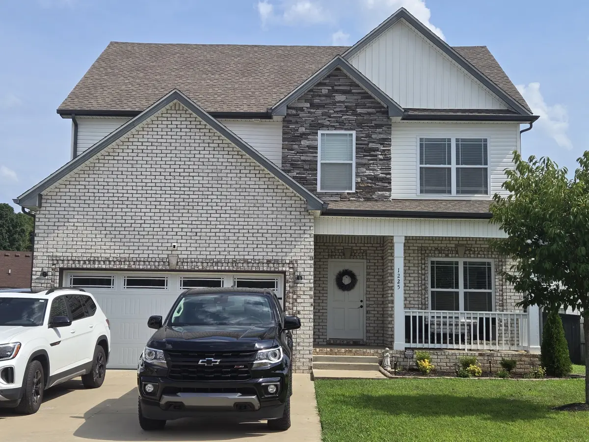 1225 Forsythia Ct, Clarksville, TN 37043
