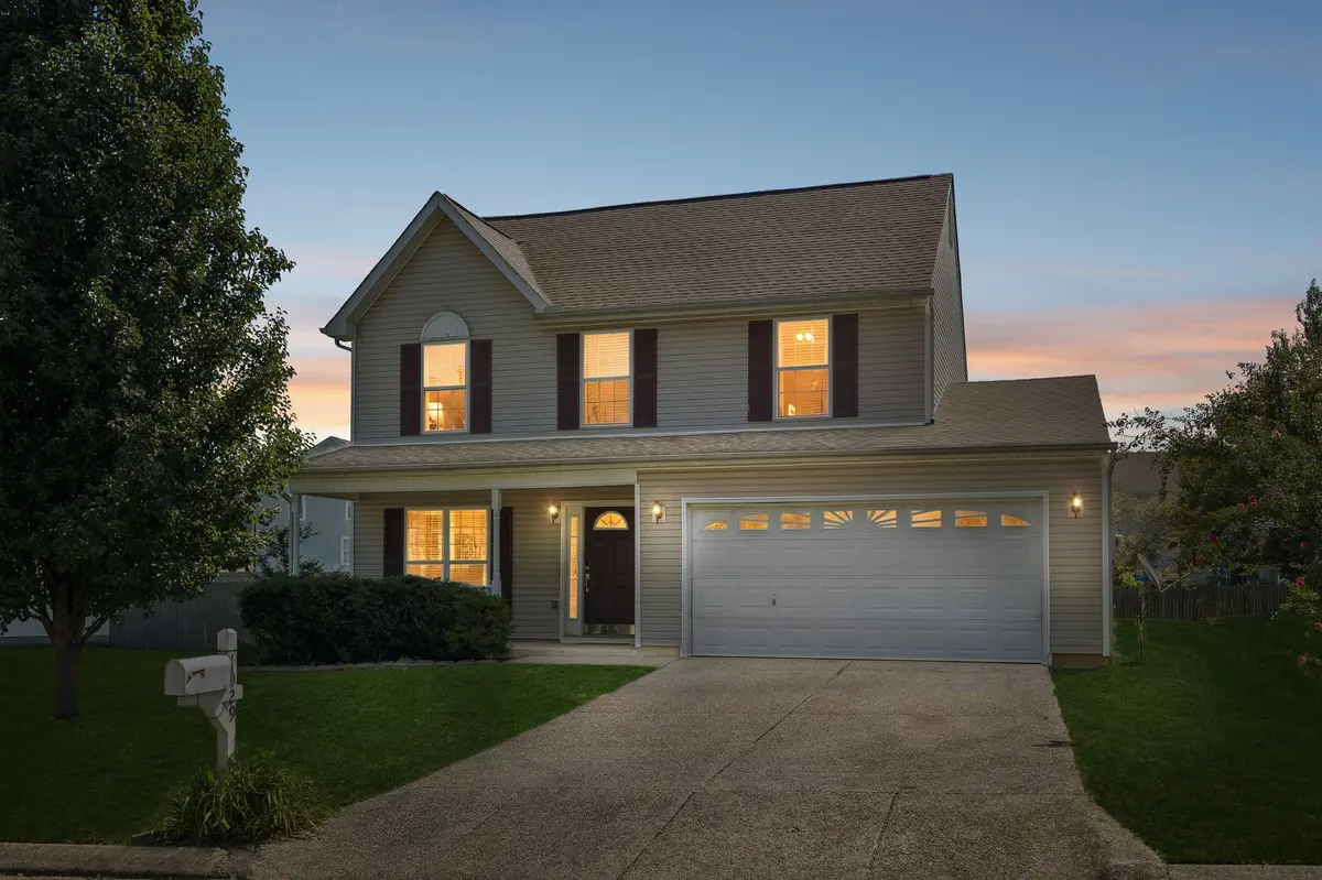 1029 Vanguard Dr, Spring Hill, TN 37174