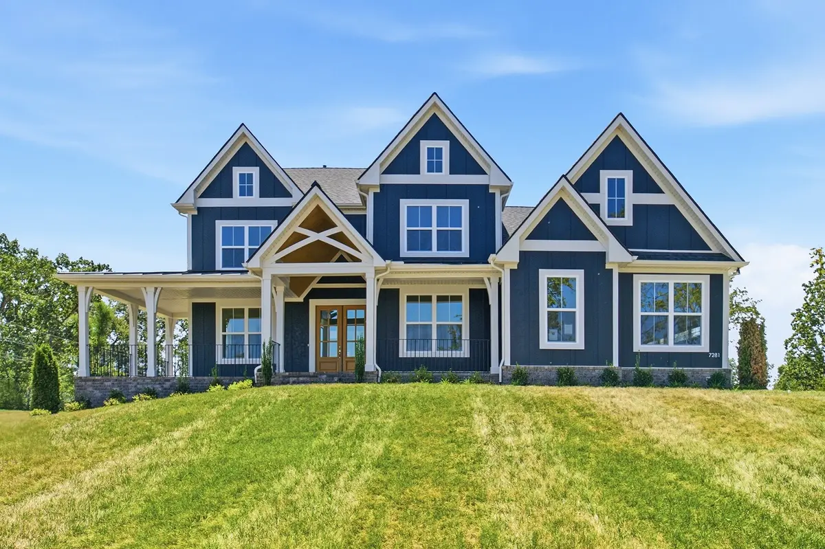 7281 Belvoir Drive, Fairview, TN 37062
