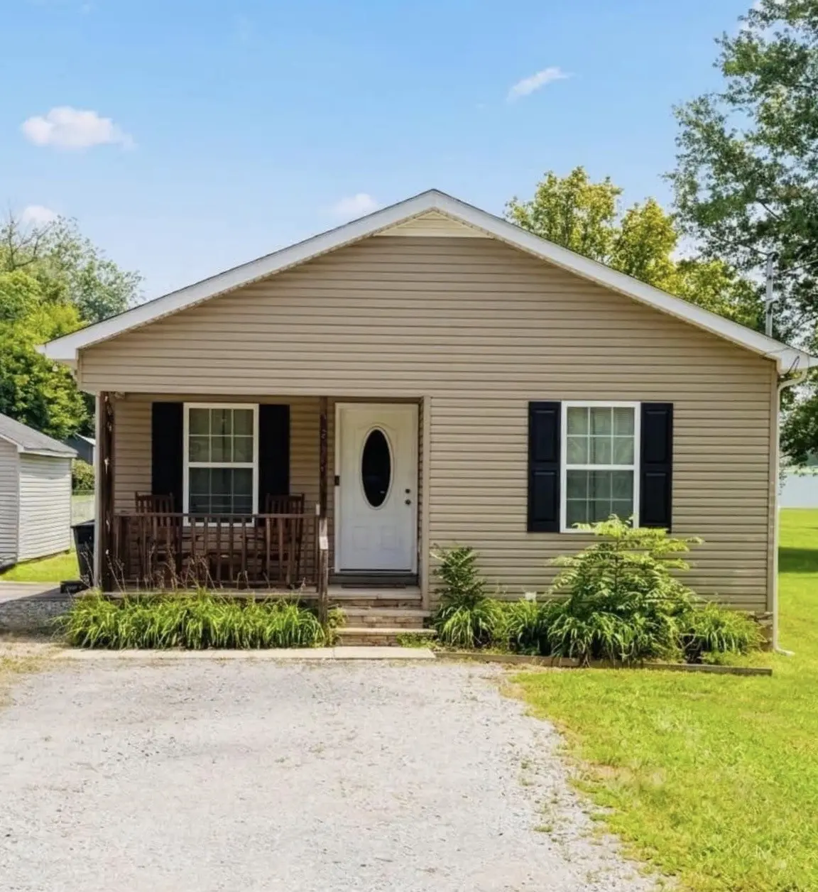 210 White Oak St, Tullahoma, TN 37388