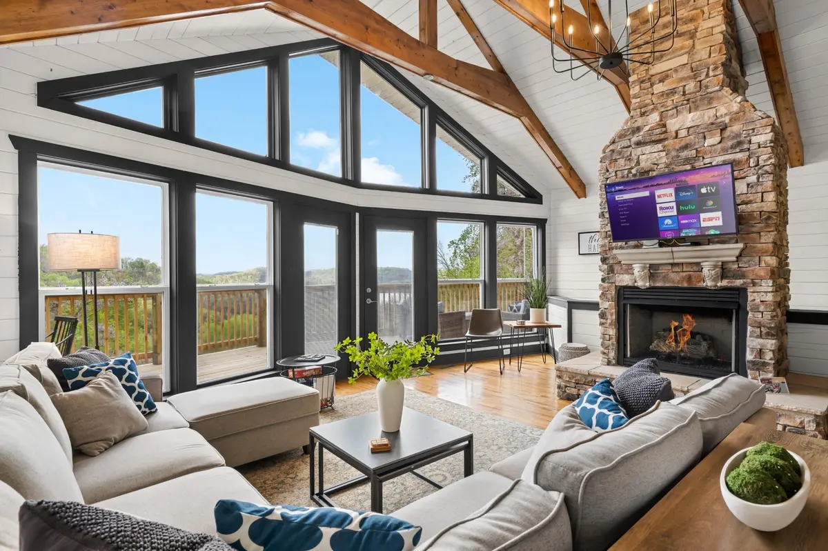 350 Williamson Cir, Smithville, TN 37166