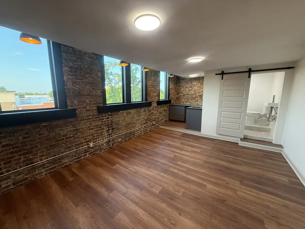 216 Main St #W, Murfreesboro, TN 37130