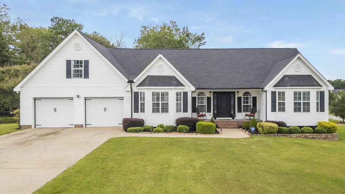 8885 River Cove Dr, Harrison, TN 37341