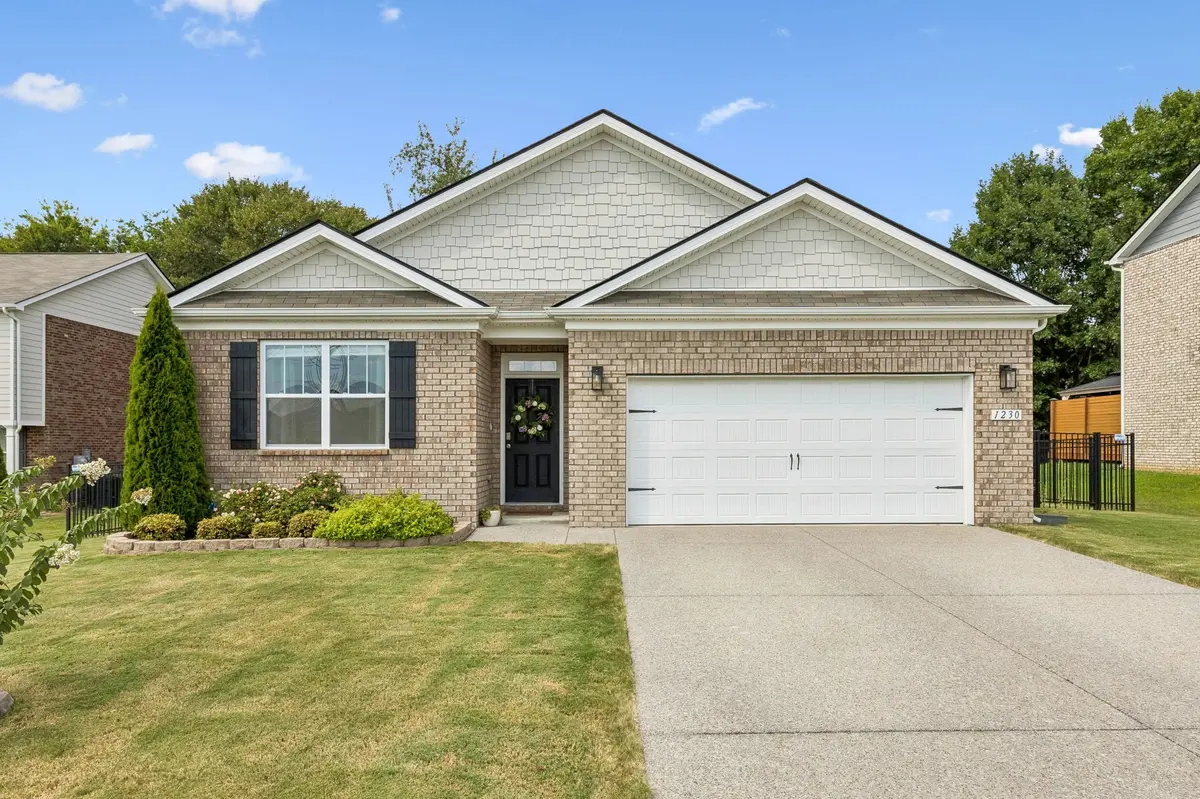 1230 Sylvan Park Dr, Spring Hill, TN 37174