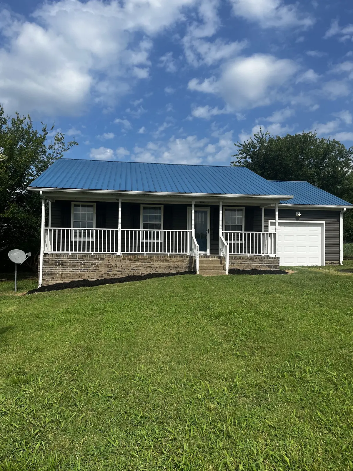 1822 Carneal Ln, Oak Grove, KY 42262