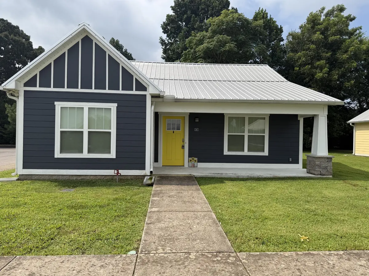40 Trufollia Ln, Lawrenceburg, TN 38464