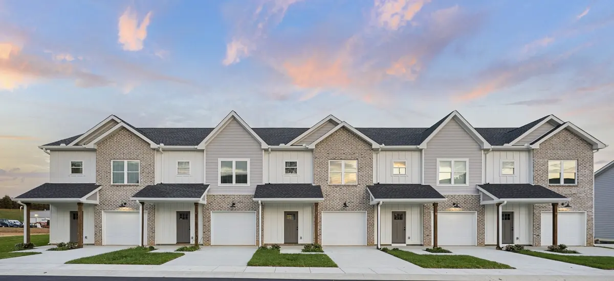 2624 S Main St #8, Springfield, TN 37172