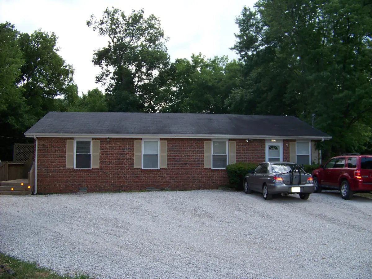 1507 Meadow Bend Dr, Madison, TN 37115