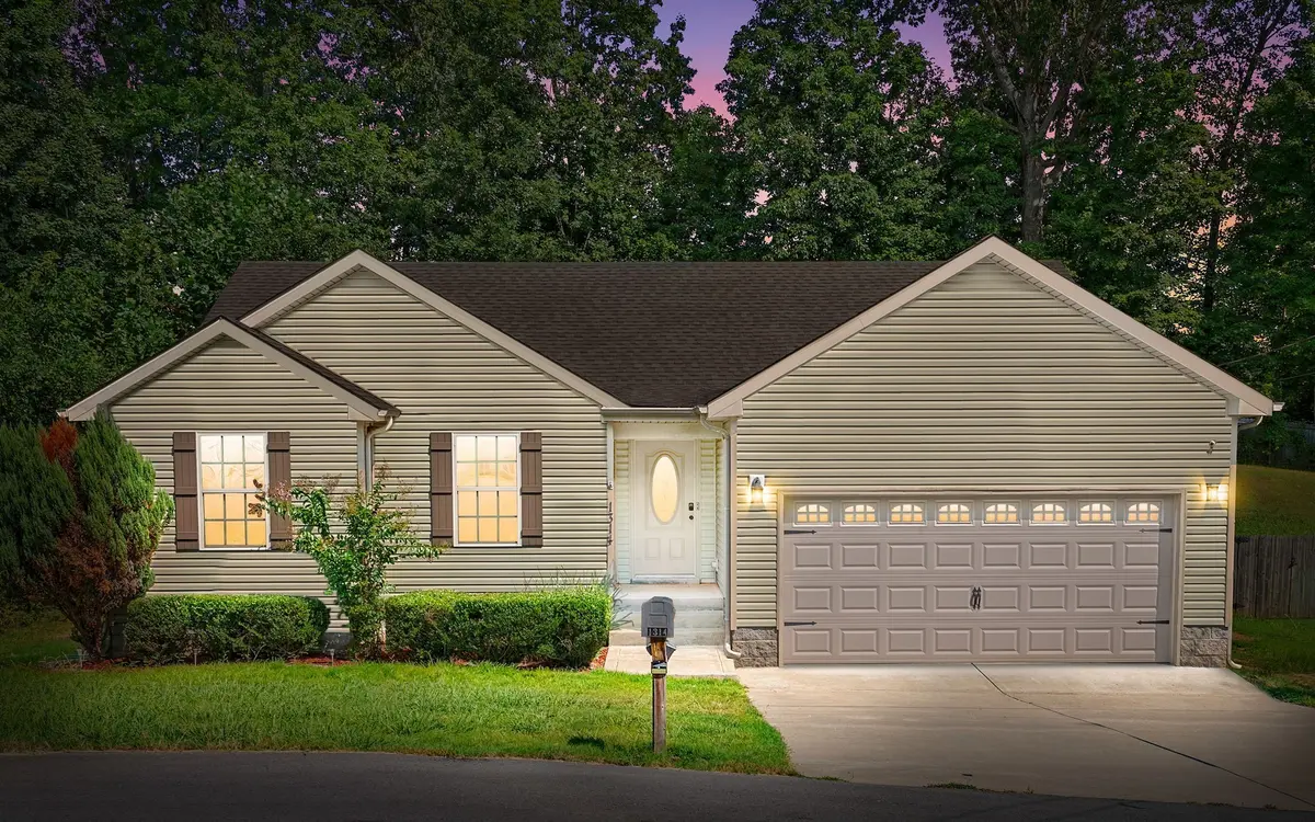 1314 Hand Dr, Clarksville, TN 37042