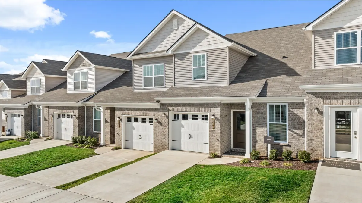 672 Birdie Dr, Spring Hill, TN 37174