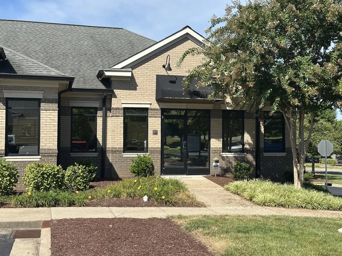 174 Saundersville Rd, Hendersonville, TN 37075