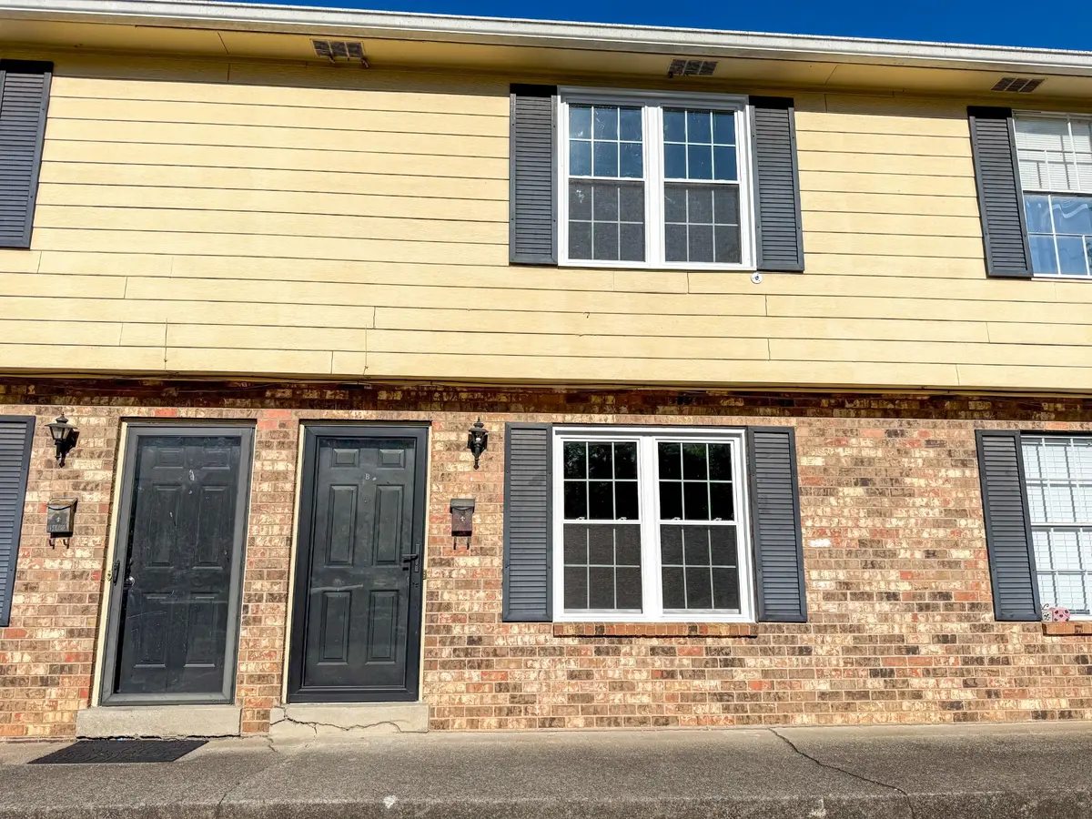 1403 Woodland St #B, Murfreesboro, TN 37129
