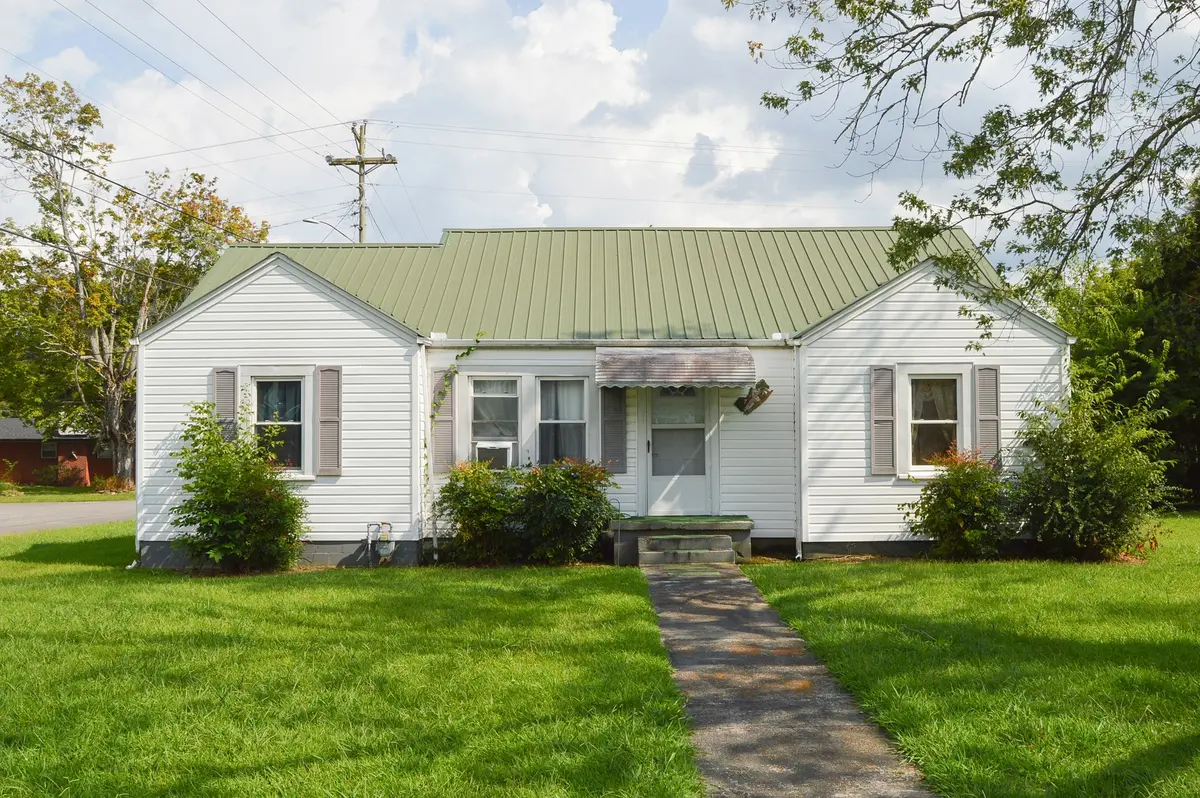 601 Johnson St, Manchester, TN 37355