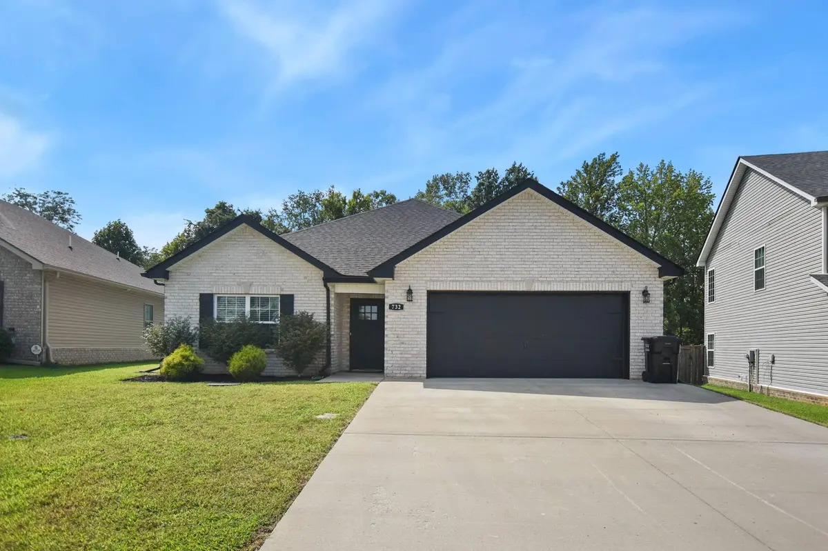 732 Jodine Ann Drive, Clarksville, TN 37043