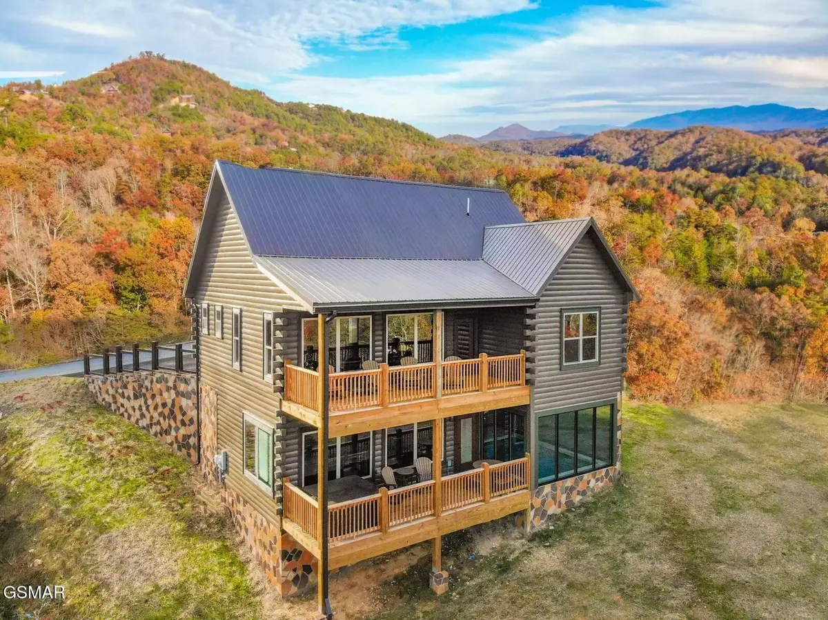 1740 Angela Starr Street, Sevierville, TN 37876