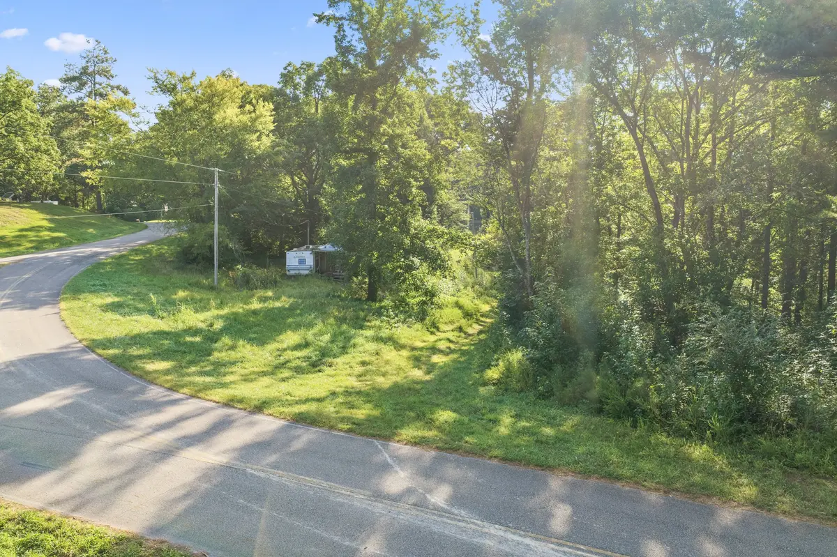 3106 McKenzie Rd, Parsons, TN 38363