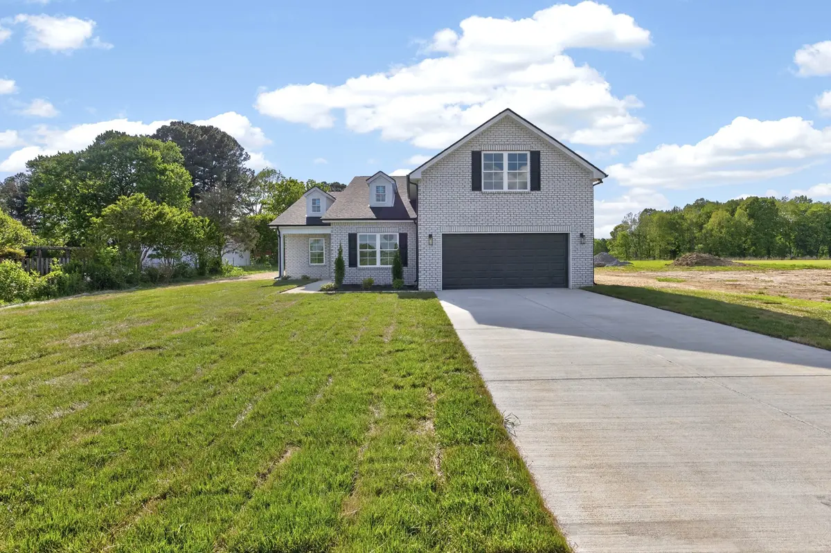 273 Copperas Creek Rd, Tullahoma, TN 37388