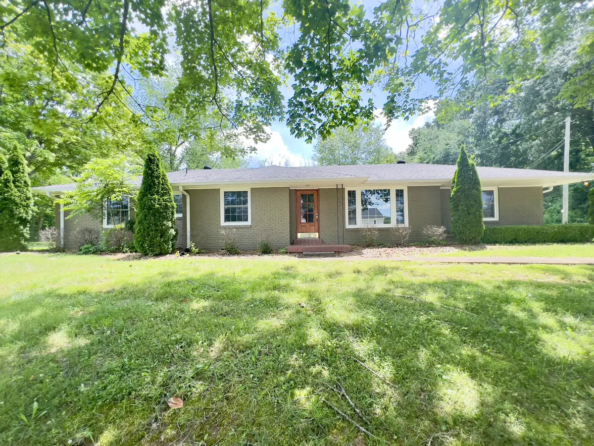 2880 Trough Springs Rd, Clarksville, TN 37043
