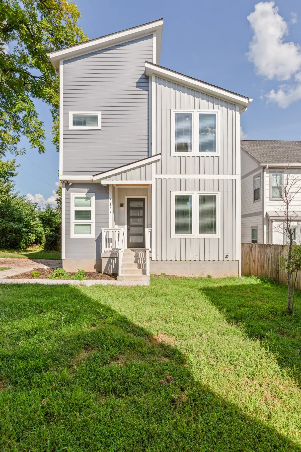2142 Oakland St #B, Nashville, TN 37210