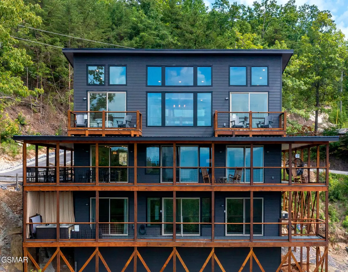 875 Shell Mountain Road, Sevierville, TN 37876