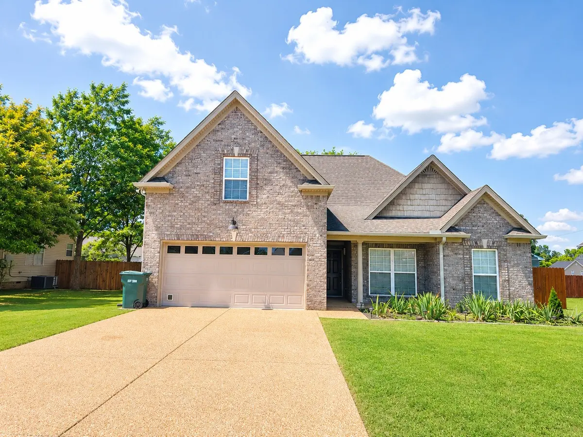 1322 Knoll Ln, Lebanon, TN 37087