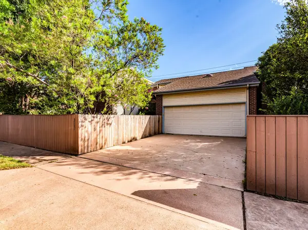 3214 Foster LN, Austin, TX 78757