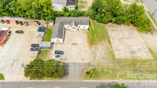 1010 Shelton AVE, Statesville, NC 28677