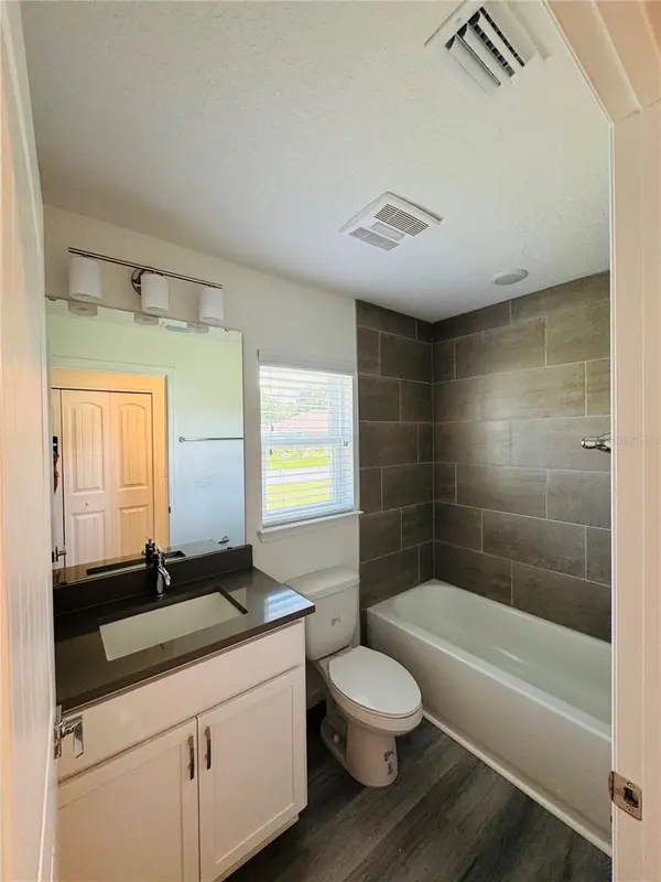 72 LANCELOT DR, Palm Coast, FL 32137