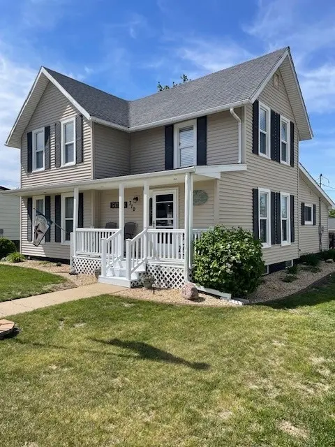 710 Fulton ST, Grand Mound, IA 52751