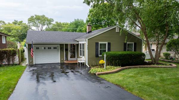 323 S Benton ST, Palatine, IL 60067