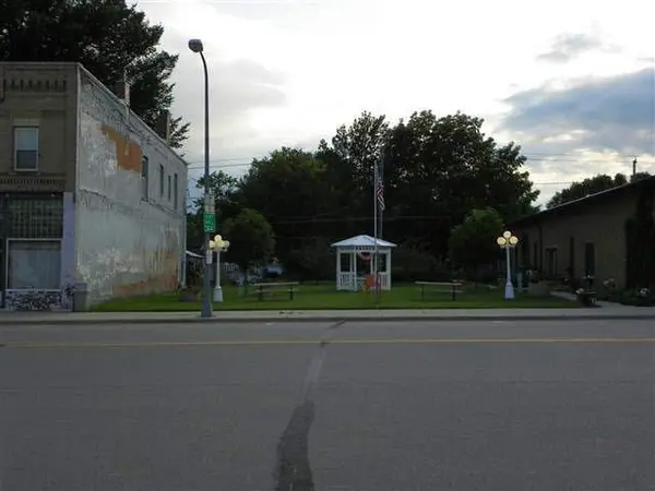 109 N Main ST, Sherburn, MN 56171