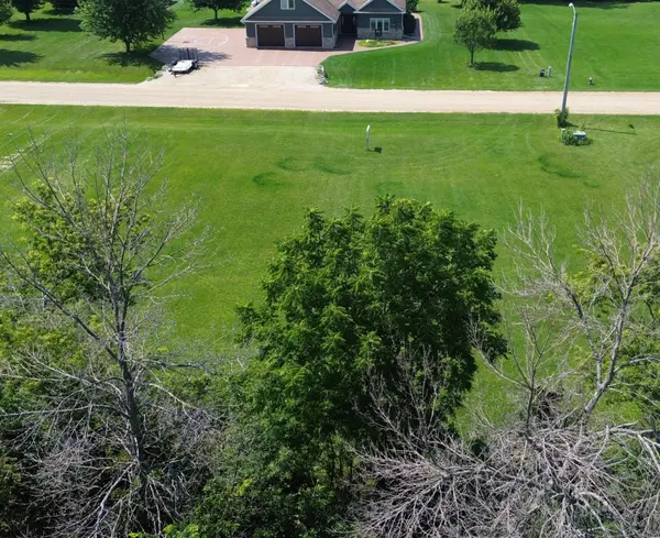 TBD Cedar L3B2 ST, Dexter, MN 55926