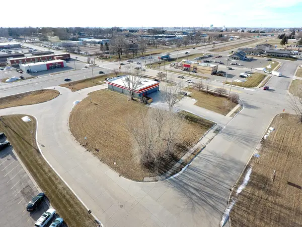 xxx Kilworth DR, Owatonna, MN 55060