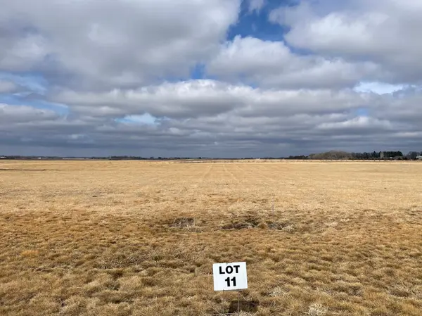 590 Hillcrest ST, Edgerton, MN 56128