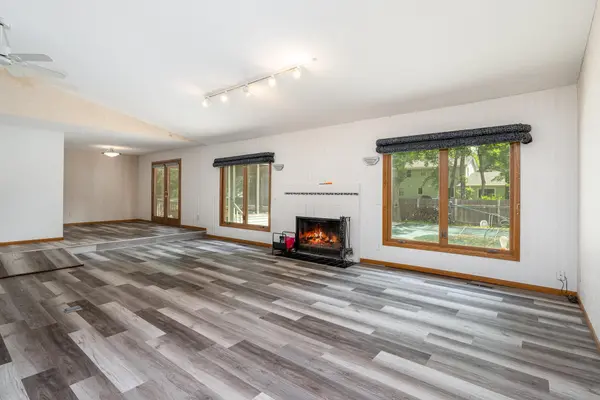 3620 Saratoga LN N, Plymouth, MN 55441