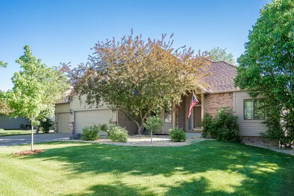 1287 Schooner WAY, Woodbury, MN 55125