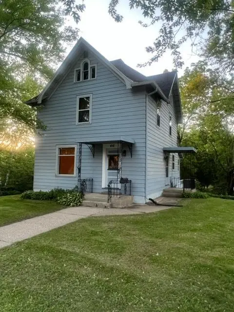 416 1st ST SW, Faribault, MN 55021