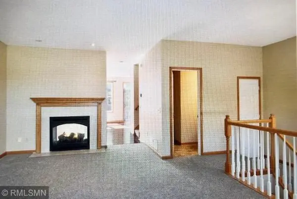 1760 Riverside DR, Shakopee, MN 55379