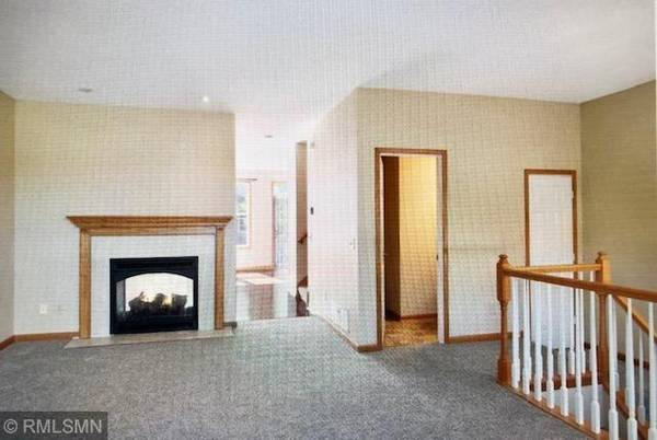 1760 Riverside DR, Shakopee, MN 55379