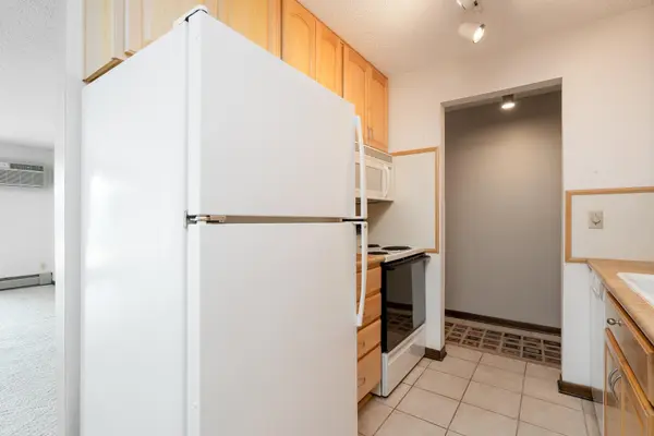 3431 Kent ST #815, Shoreview, MN 55126